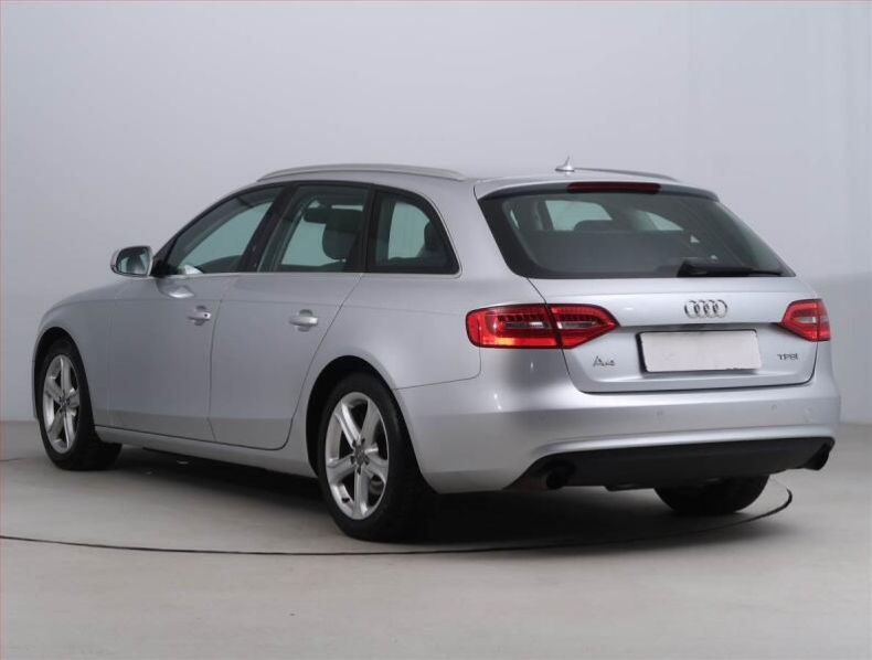 Audi A4 - hlavní fotka