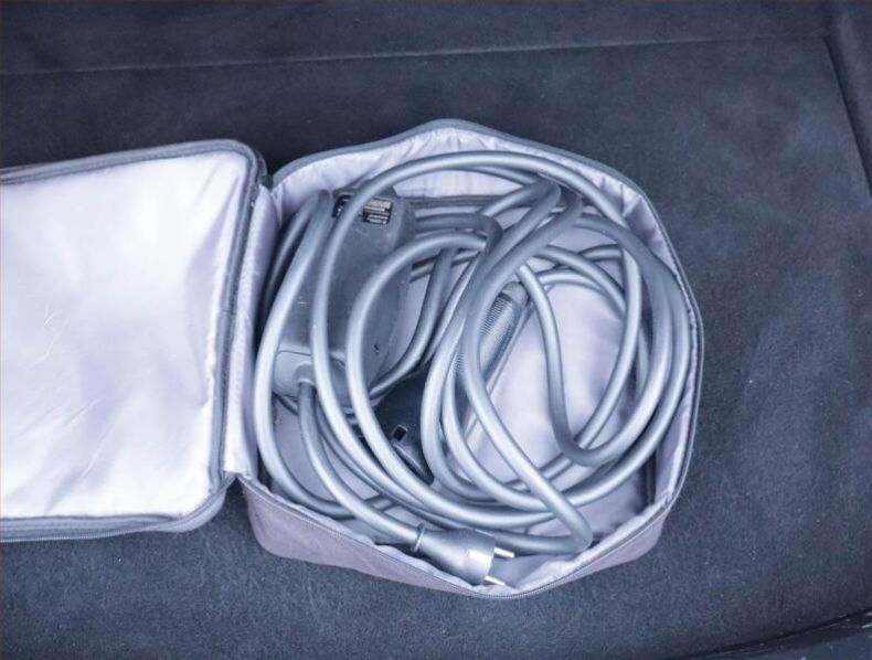 Tesla Model 3 - hlavní fotka