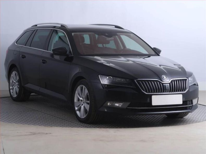 Škoda Superb - hlavní fotka inzerátu