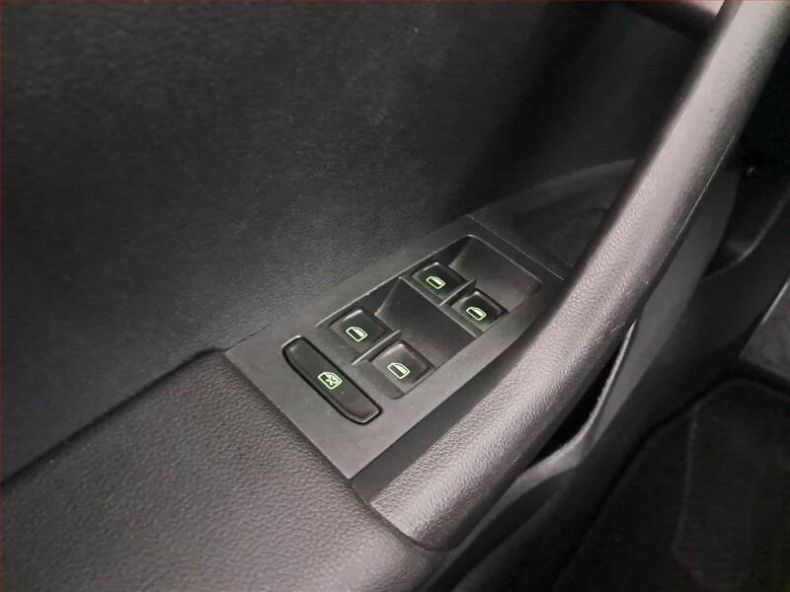 Škoda Octavia - hlavní fotka