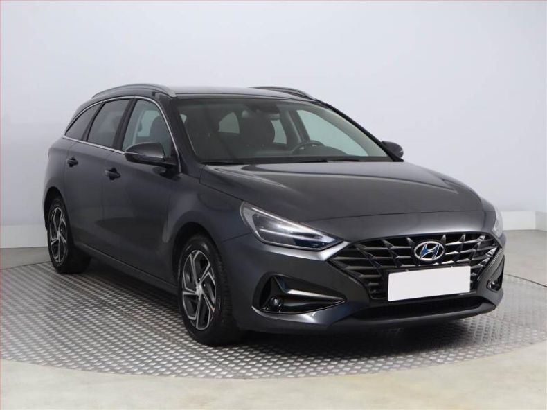 Hyundai i30 - hlavní fotka
