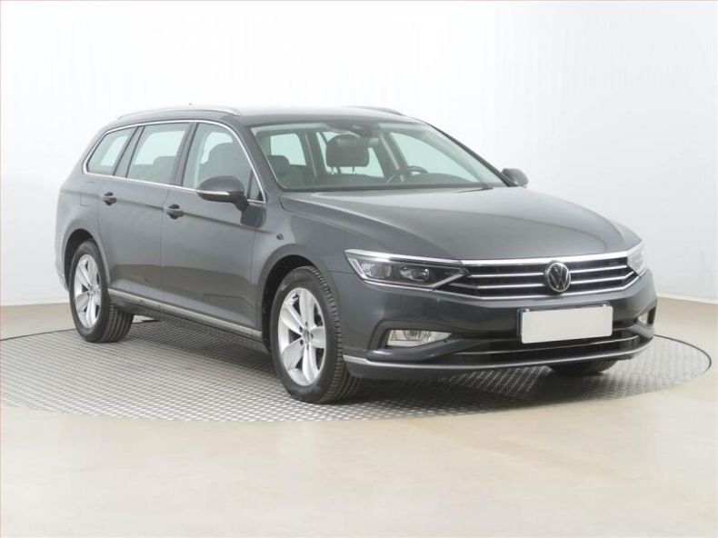 Volkswagen Passat - hlavní fotka inzerátu