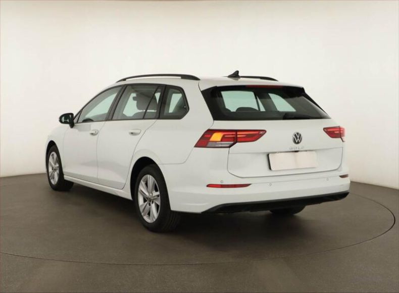 Volkswagen Golf - hlavní fotka