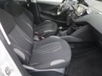 Peugeot 208 - fotka číslo 8