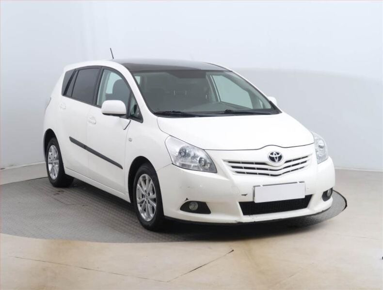 Toyota Verso - hlavní fotka inzerátu