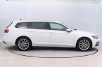 Volkswagen Passat - fotka číslo 5