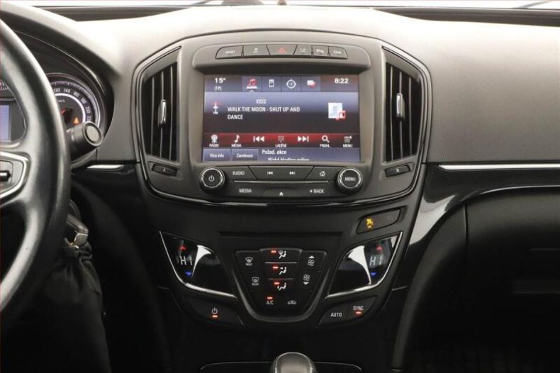 Opel Insignia - hlavní fotka