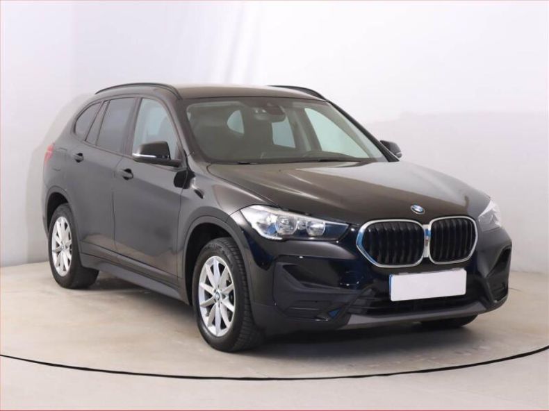 BMW X1 - hlavní foto