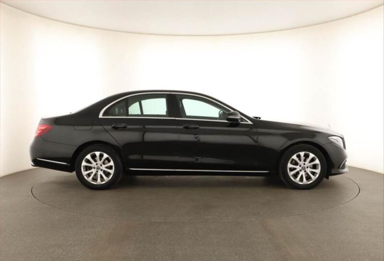 Mercedes Třída E - hlavní fotka