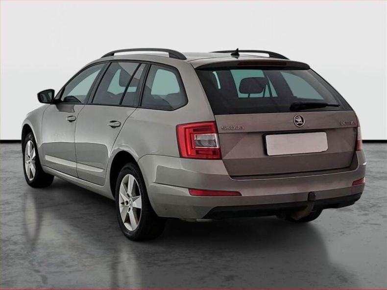Škoda Octavia - hlavní fotka