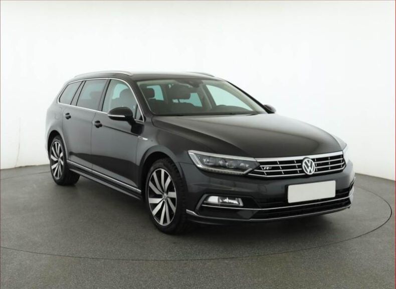 Volkswagen Passat - hlavní fotka inzerátu