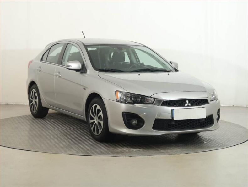 Mitsubishi Lancer - hlavní foto