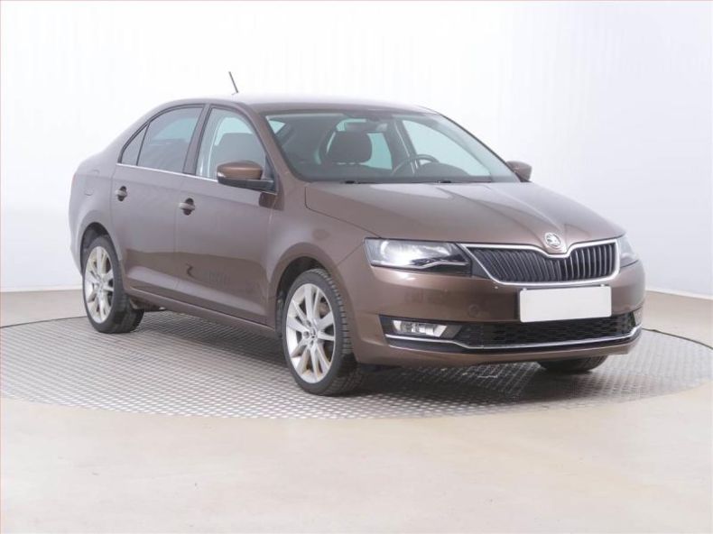 Škoda Rapid - hlavní foto