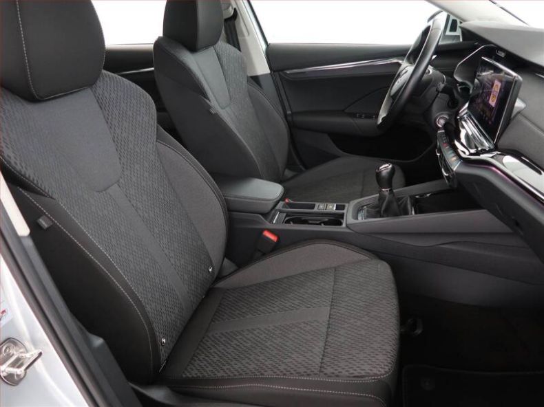 Škoda Octavia - hlavní fotka