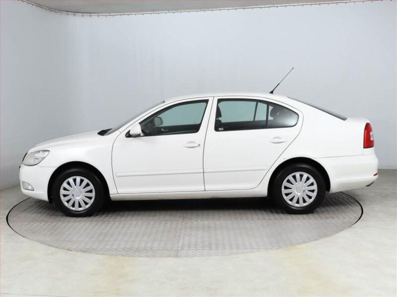 Škoda Octavia - hlavní fotka