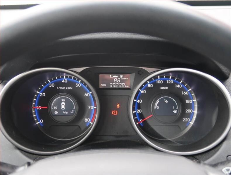 Hyundai ix35 - hlavní fotka