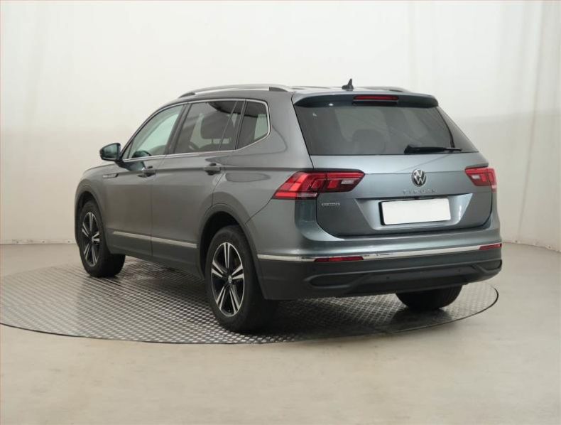 Volkswagen Tiguan - hlavní fotka