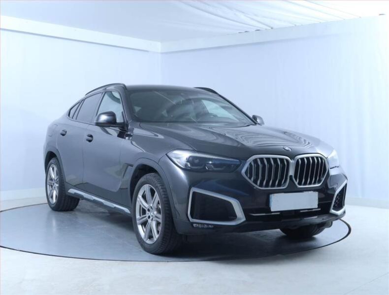 BMW X6 - hlavní foto