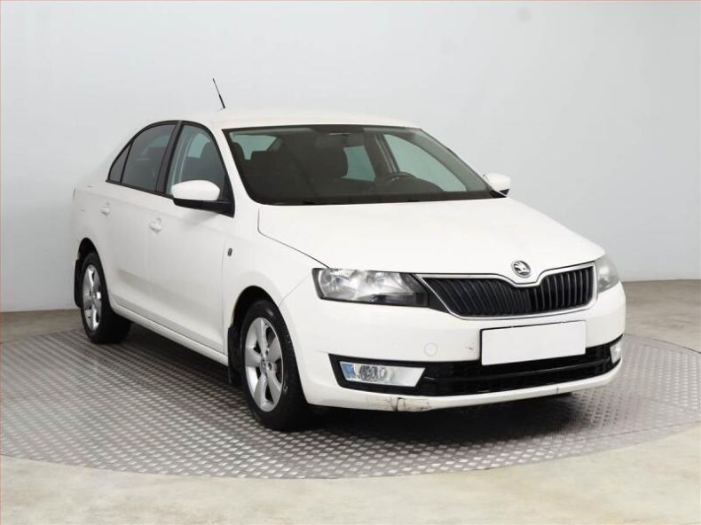 Škoda Rapid - hlavní foto