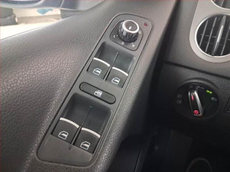 Volkswagen Tiguan - hlavní fotka