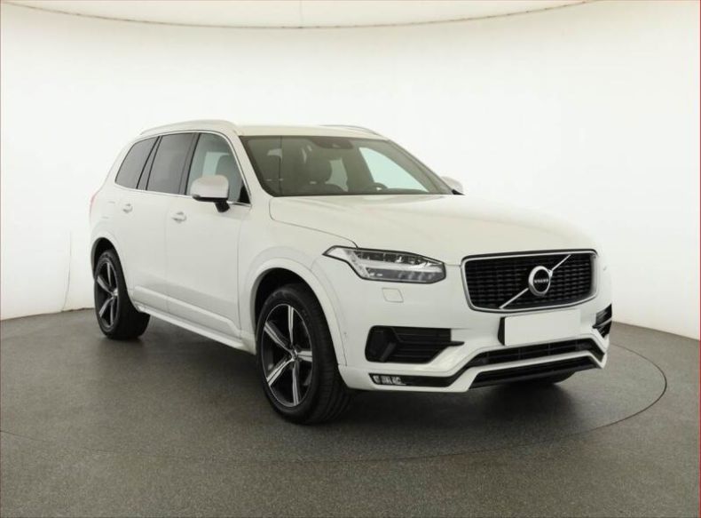 Volvo XC90 - hlavní foto