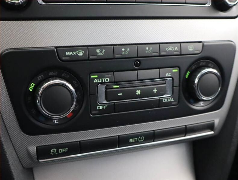 Škoda Octavia - hlavní fotka