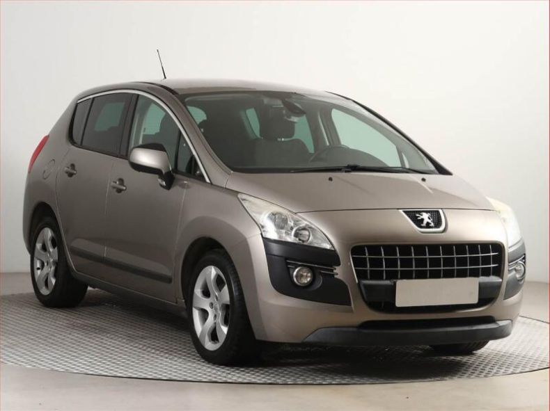 Peugeot 3008 - hlavní foto