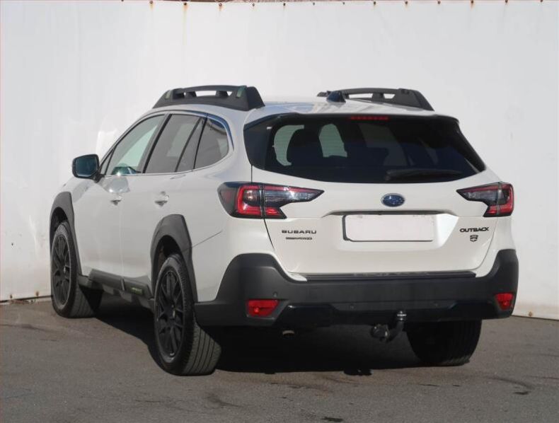 Subaru Outback - hlavní fotka