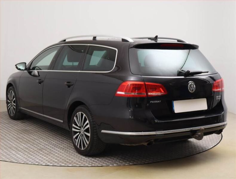 Volkswagen Passat - hlavní fotka