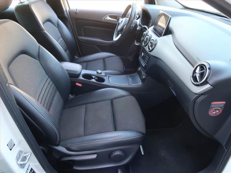 Mercedes Třída B - hlavní fotka