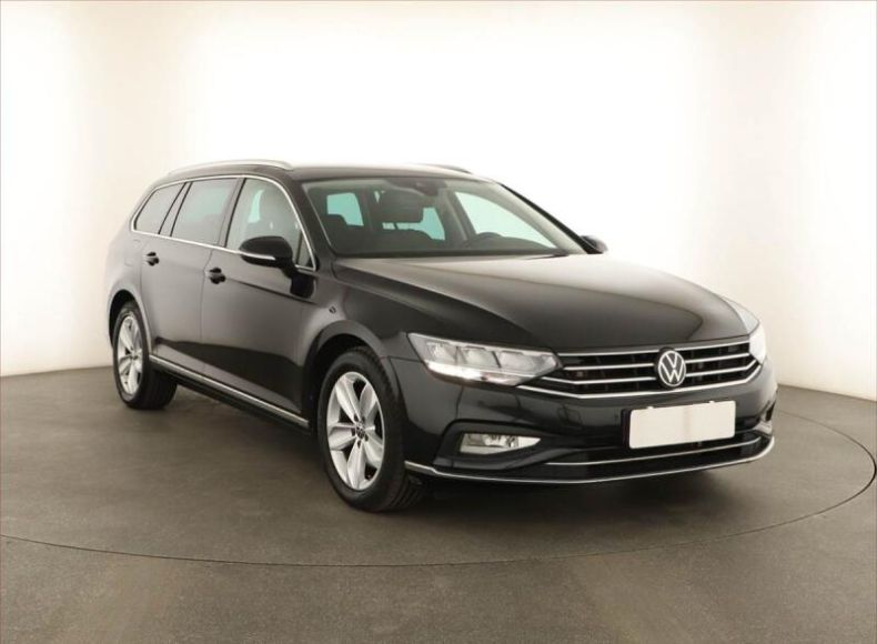Volkswagen Passat - hlavní fotka