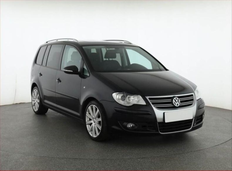 Volkswagen Touran - hlavní fotka inzerátu