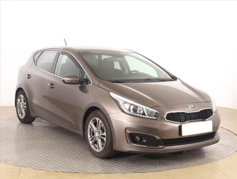 Kia Cee'd - hlavní foto