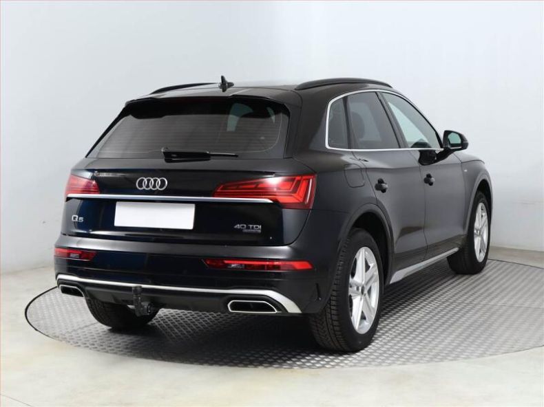 Audi Q5 - hlavní fotka