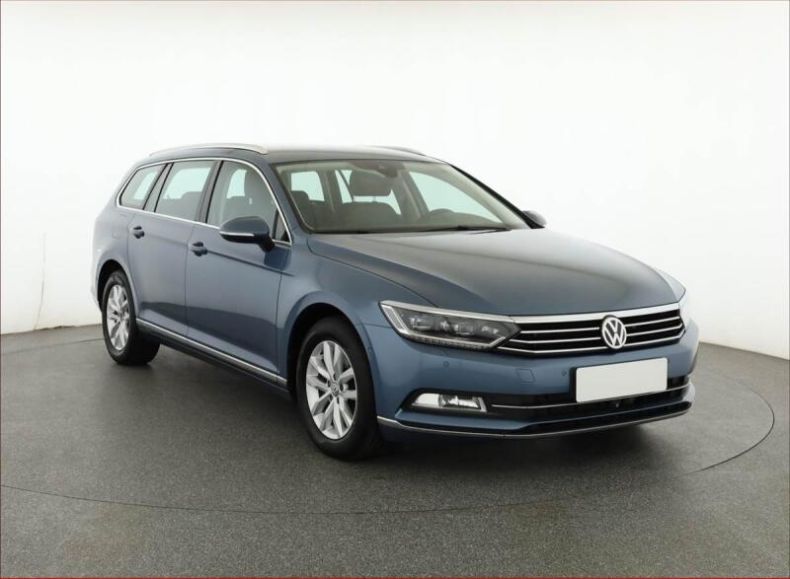 Volkswagen Passat - hlavní fotka inzerátu