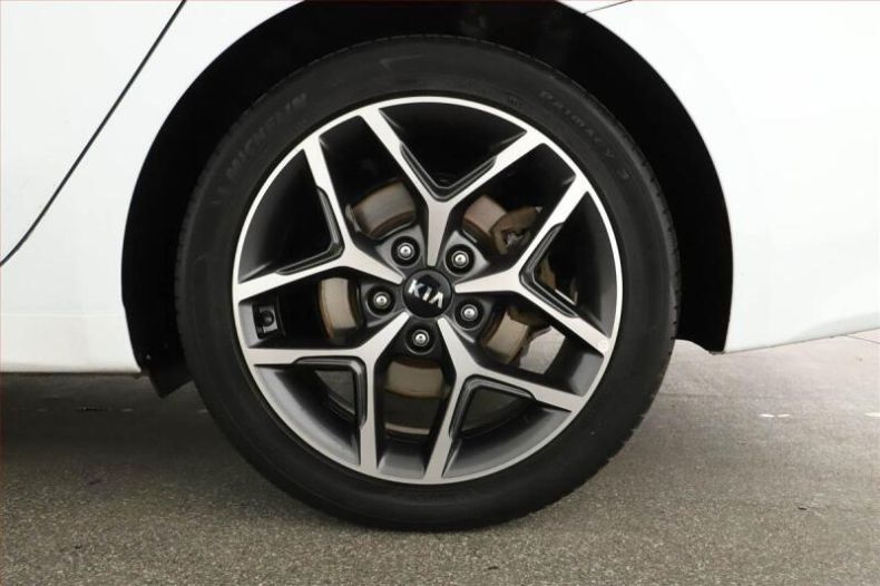 Kia Cee'd - hlavní fotka