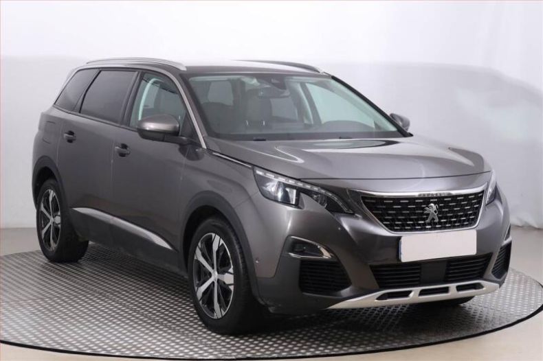 Peugeot 5008 - hlavní foto