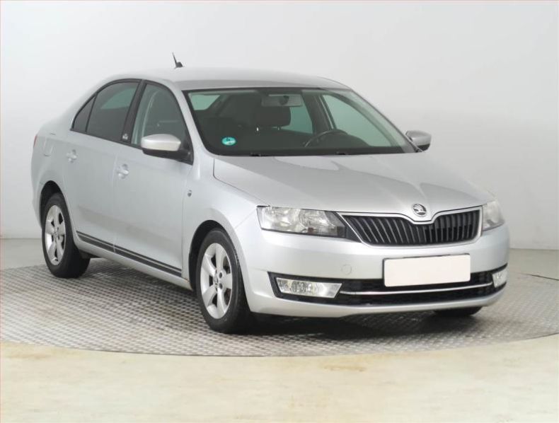 Škoda Rapid - hlavní foto