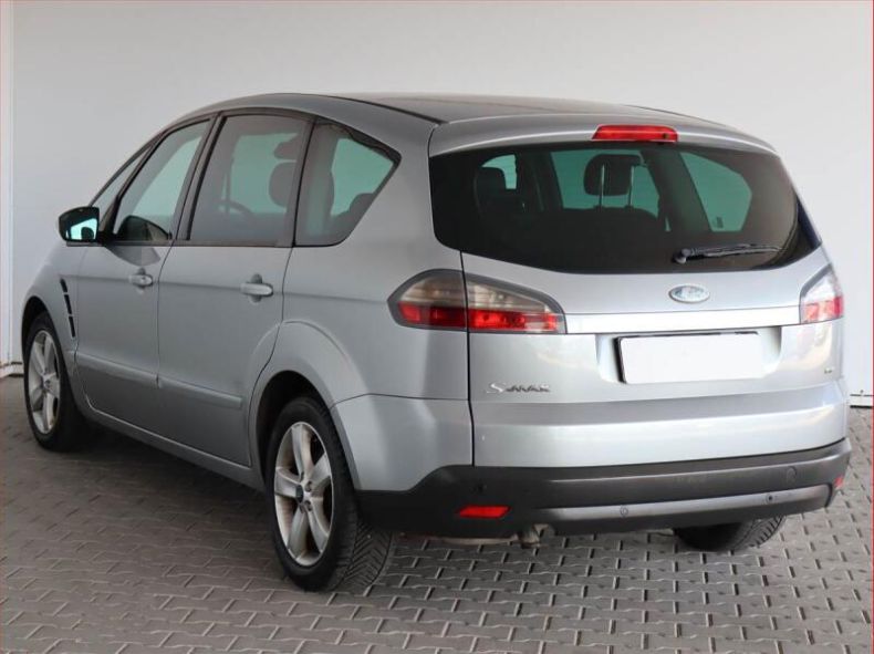 Ford S-MAX - hlavní fotka