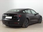 Tesla Model 3 - fotka číslo 4