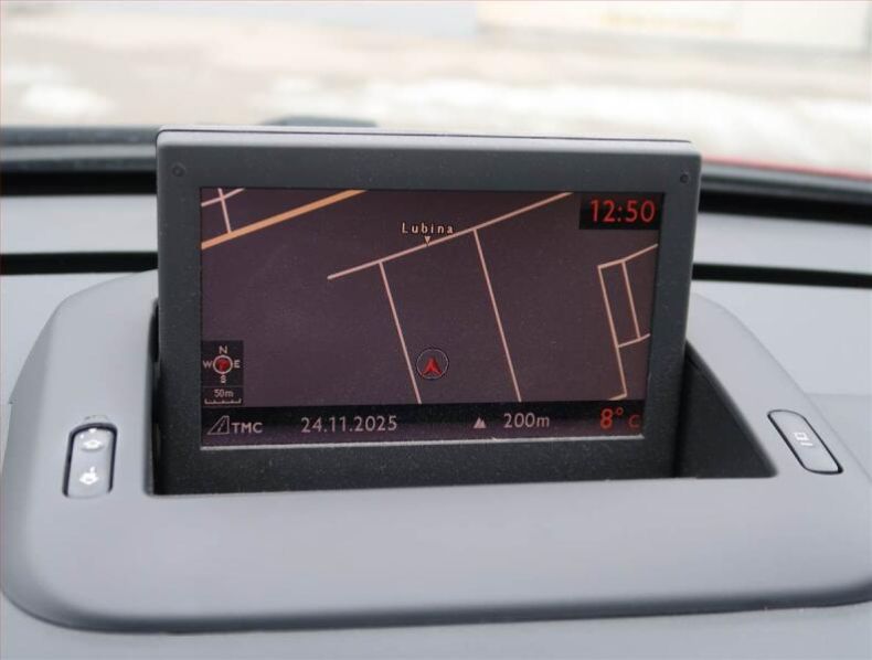 Peugeot 3008 - hlavní fotka