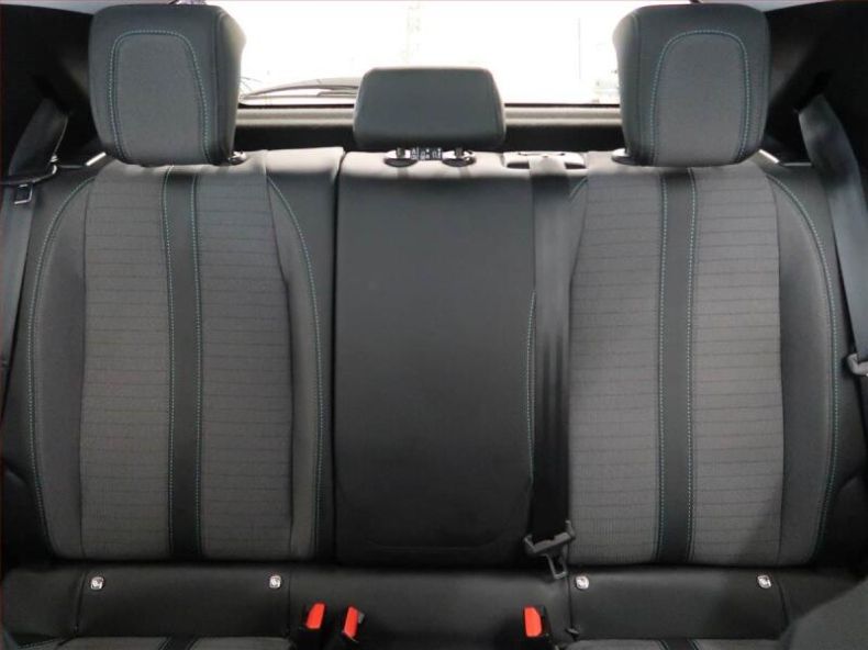 Peugeot 208 - hlavní fotka