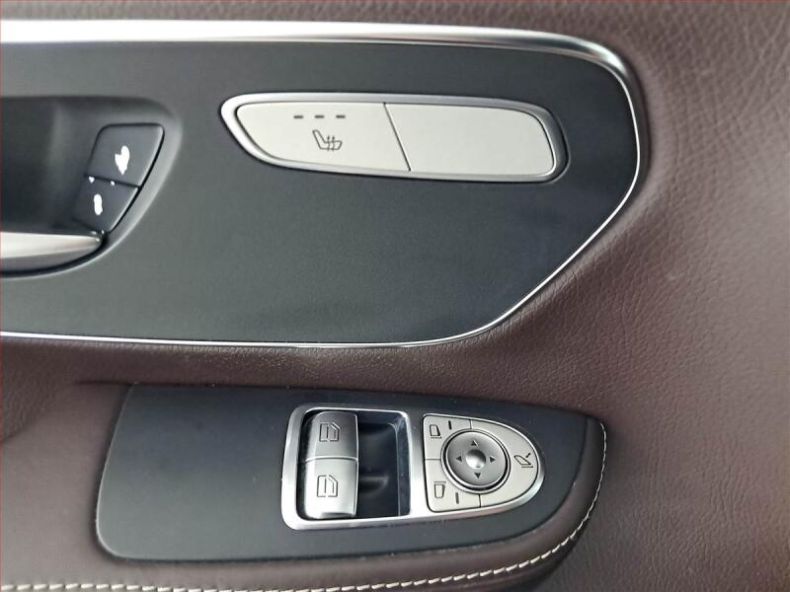 Mercedes Třída V - hlavní fotka