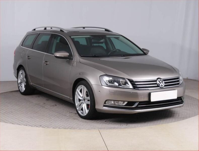 Volkswagen Passat - hlavní fotka inzerátu
