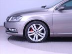 Volkswagen Passat - fotka číslo 14