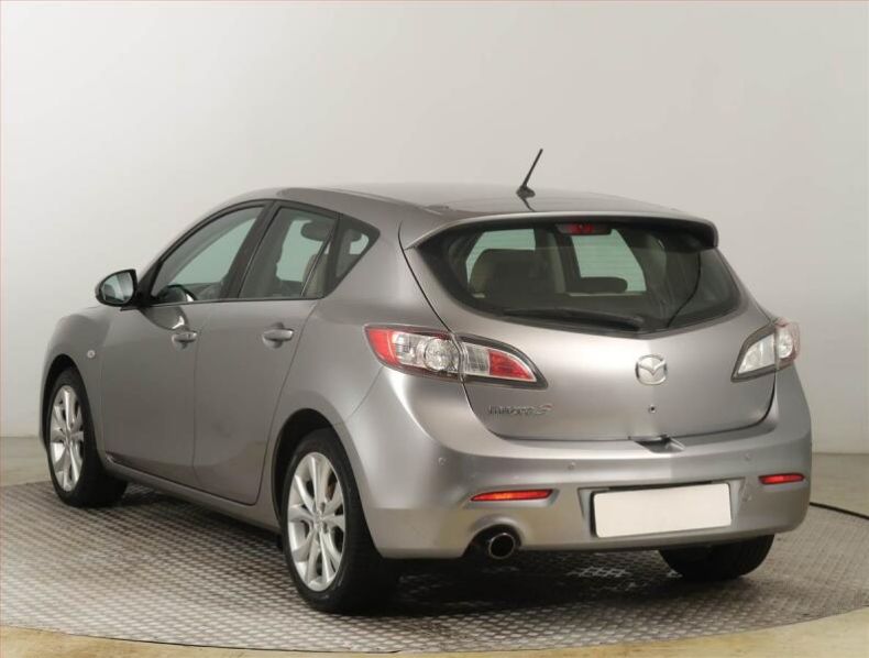 Mazda 3 - hlavní fotka