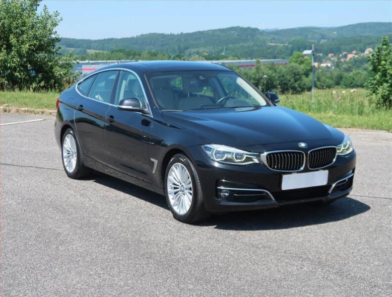 BMW Řada 3 - hlavní foto