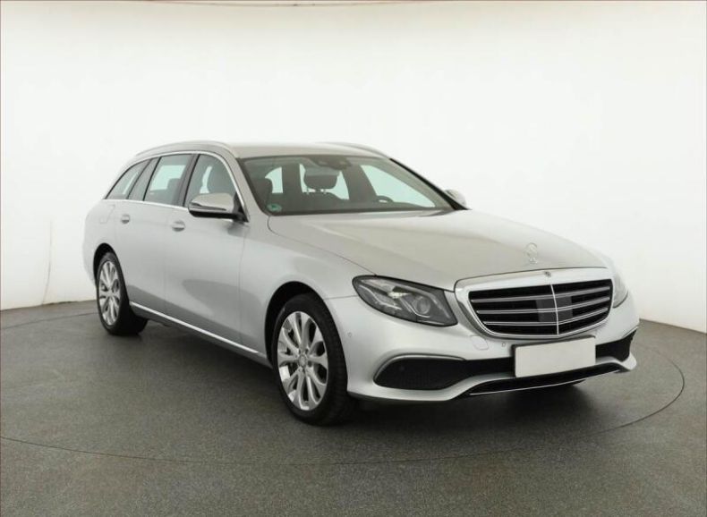 Mercedes Třída E - hlavní fotka