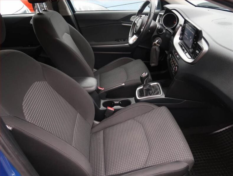 Kia Cee'd - hlavní fotka