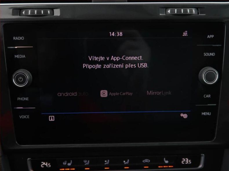 Volkswagen Golf - hlavní fotka